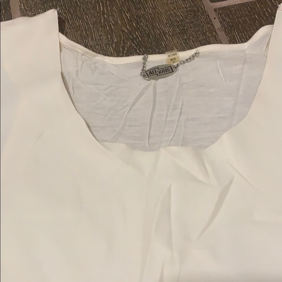 Top - Picture 2 of 3